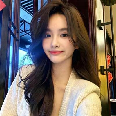 少女与海怪海报